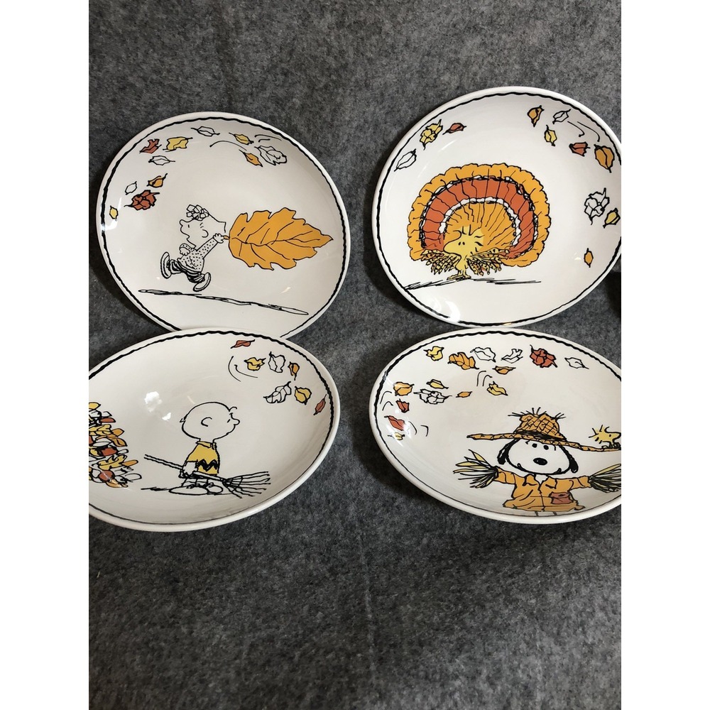 Pottery Barn Peanuts Harvest Charlie Brown 8" Stoneware Salad Plates Set 4
